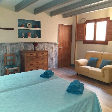 Casa Rural Marila Puigmoreno Exteriér fotografie